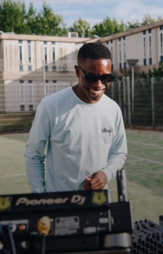 Canvas Nights w/ Guessbeats | Edson